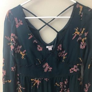 4/$20 🖤 Floral green dress